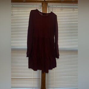 Elegant Burgundy Long Sleeve Dress